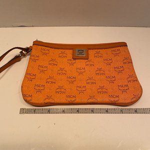 VINTAGE MCM ORANGE WRISTLET